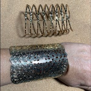 2 gold plated women’s cuff brackets